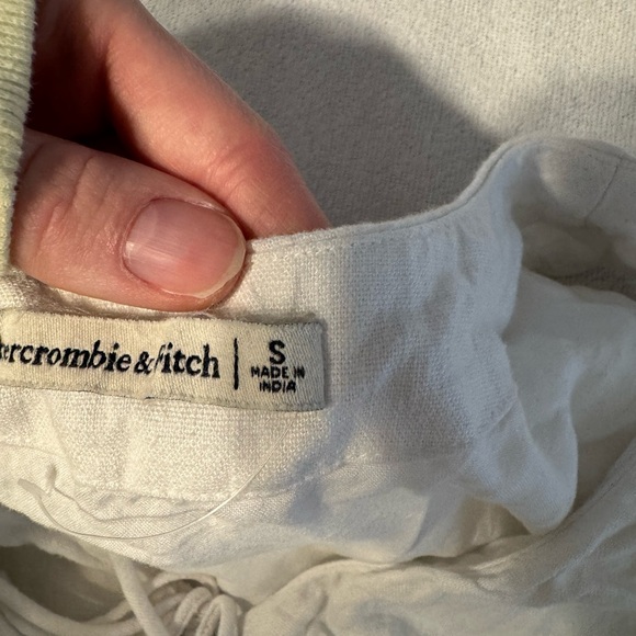 Abercrombie Linen Blend Tie Front Vest Top - Picture 7 of 7